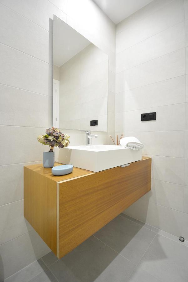 Galihost - Con Piscina En Canelas, Appartement *